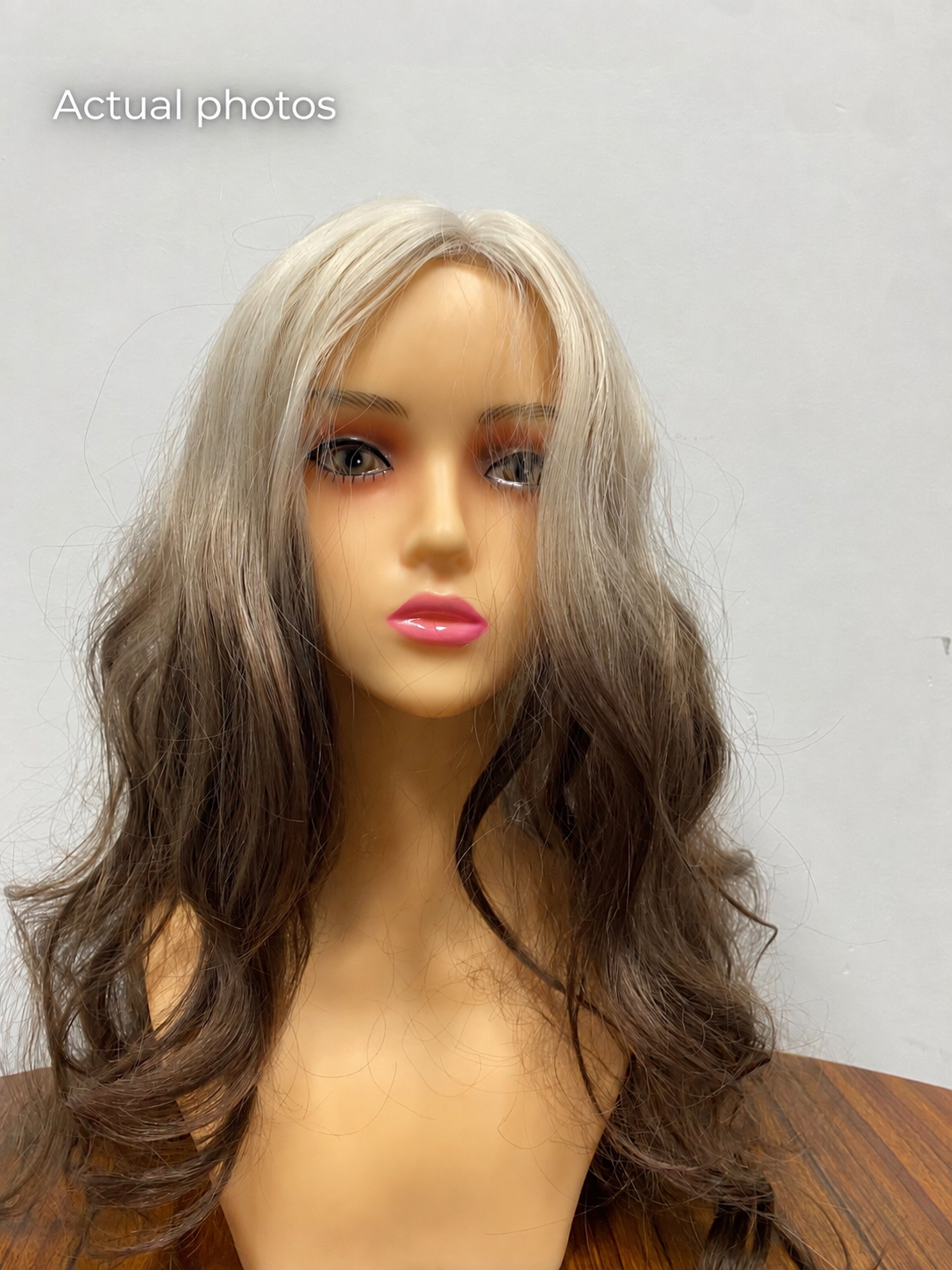Long Two-Tone Wavy Wig – Icy Blonde & Mocha Brown, Center Part