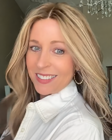 14-Inch Soft Wave Bob with Face-Framing Curtain Bangs